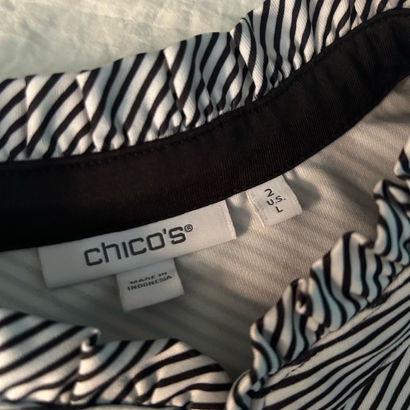 Chicos quarter zip spandex golf shirt with ruffle neckline - Picture 4 of 8